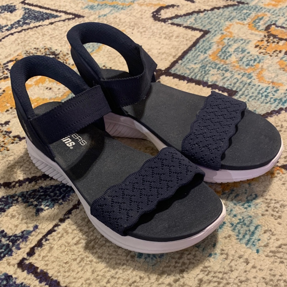 Skechers Women’s Navy Sandals with White Sole